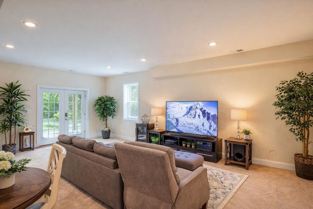7313 BYRNELEY LN, Annandale, VA 22003