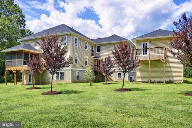 7313 BYRNELEY LN, Annandale, VA 22003