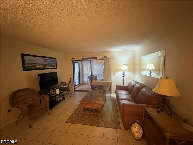 6116 Whiskey Creek DR 306, Fort Myers, FL 33919