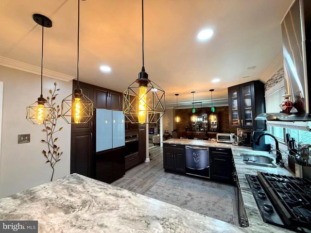 1338 SHERWOOD DR, Vineland, NJ 08361