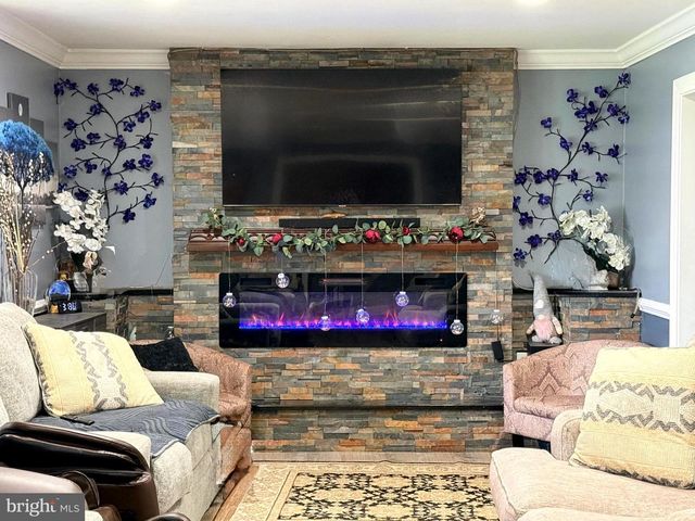 1338 SHERWOOD DR, Vineland, NJ 08361