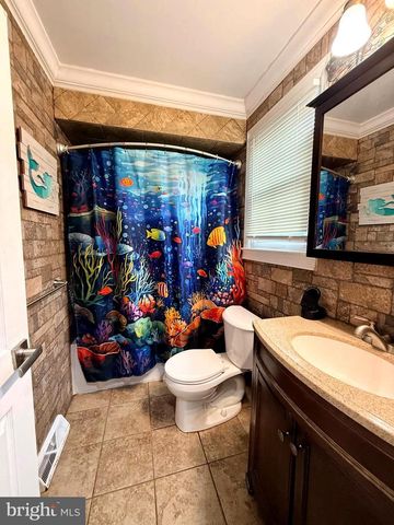 1338 SHERWOOD DR, Vineland, NJ 08361