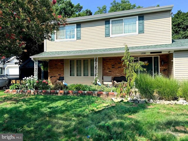 1338 SHERWOOD DR, Vineland, NJ 08361