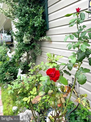 1338 SHERWOOD DR, Vineland, NJ 08361