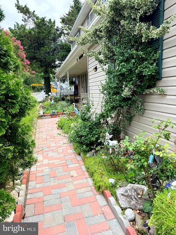1338 SHERWOOD DR, Vineland, NJ 08361