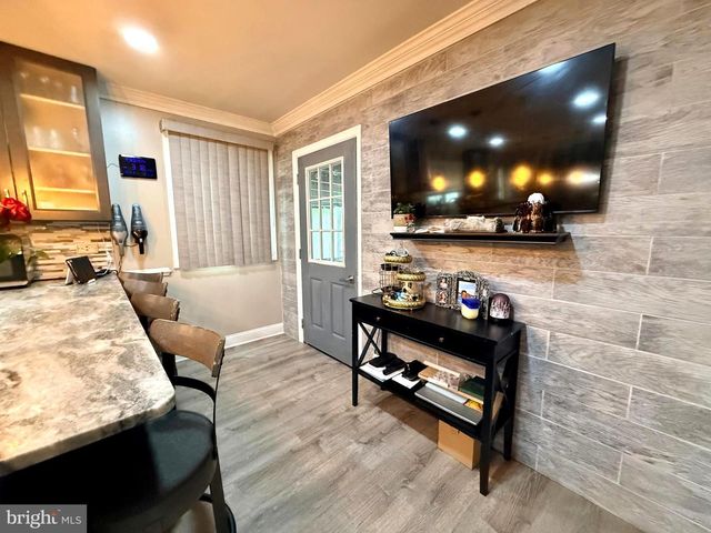 1338 SHERWOOD DR, Vineland, NJ 08361