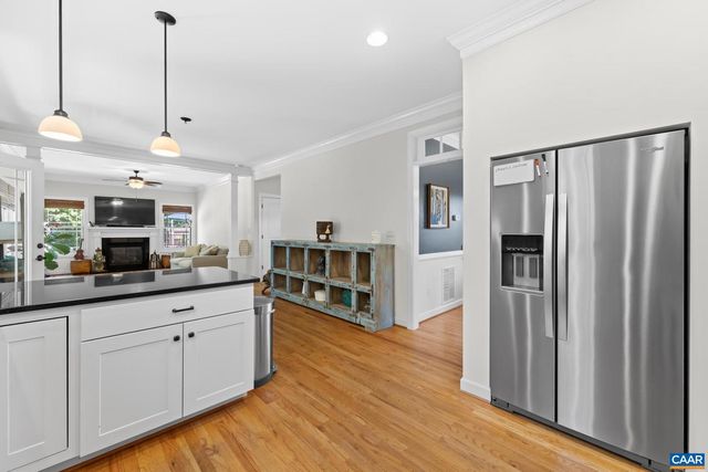 490 TWO RIVERS DR, Troy, VA 22974