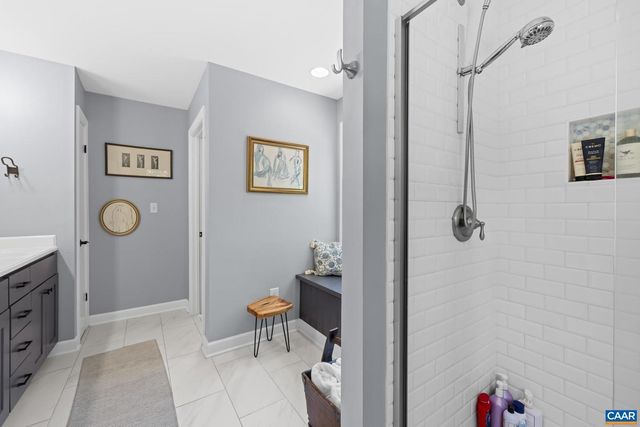 490 TWO RIVERS DR, Troy, VA 22974
