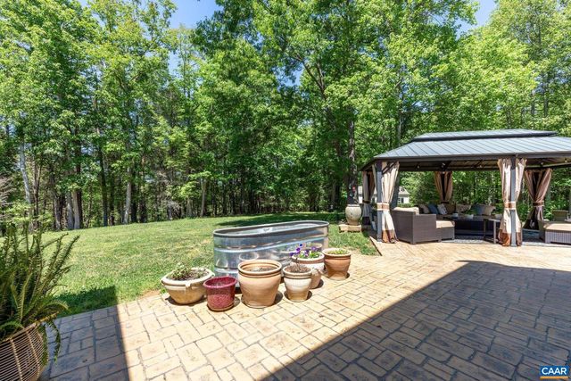 490 TWO RIVERS DR, Troy, VA 22974