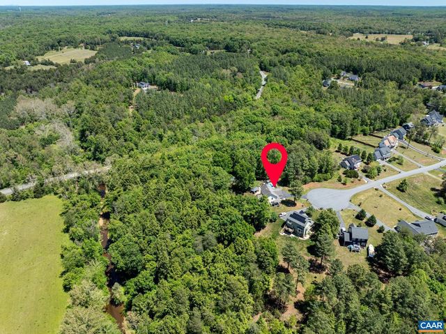 490 TWO RIVERS DR, Troy, VA 22974