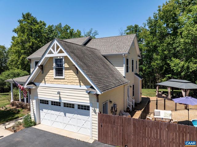 490 TWO RIVERS DR, Troy, VA 22974