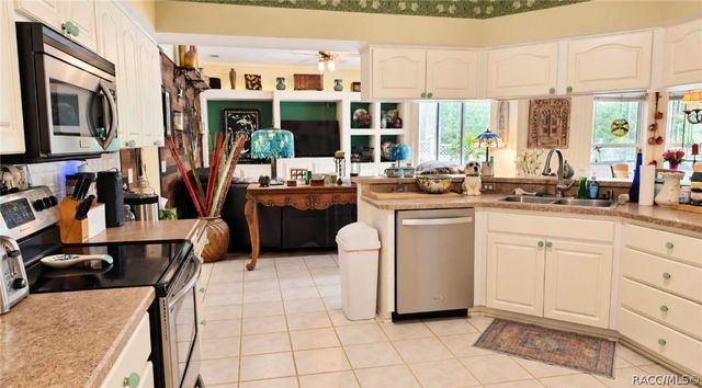 5463 N Allamandra Drive, Beverly Hills, FL 34465