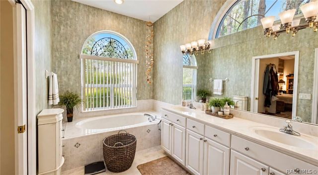 5463 N Allamandra Drive, Beverly Hills, FL 34465