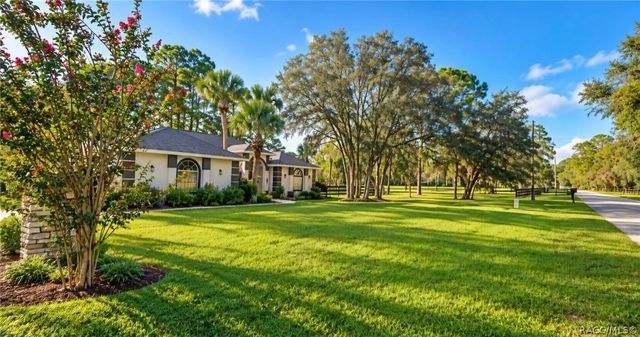 5463 N Allamandra Drive, Beverly Hills, FL 34465