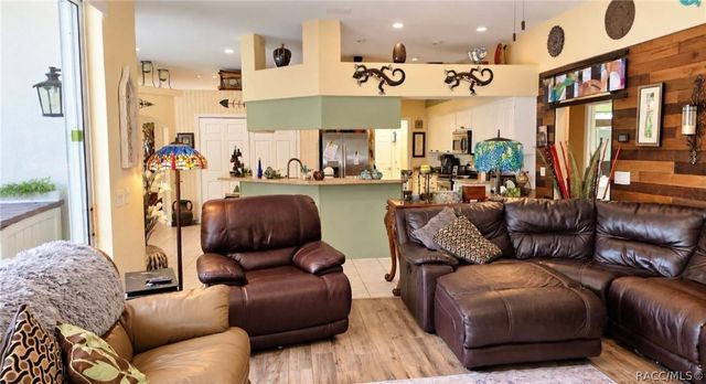 5463 N Allamandra Drive, Beverly Hills, FL 34465