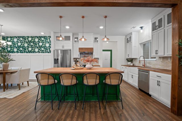 406 Green Brier Lane, Dunlap, TN 37327