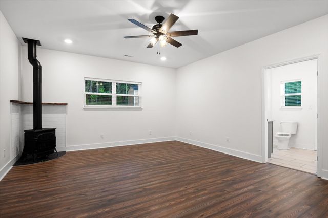 406 Green Brier Lane, Dunlap, TN 37327