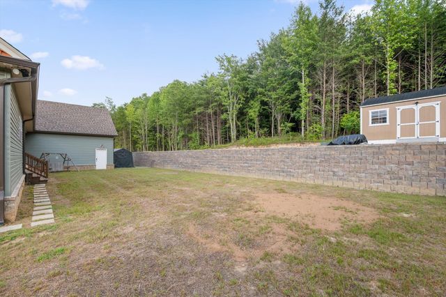 406 Green Brier Lane, Dunlap, TN 37327