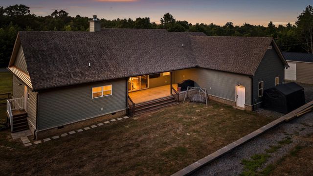 406 Green Brier Lane, Dunlap, TN 37327