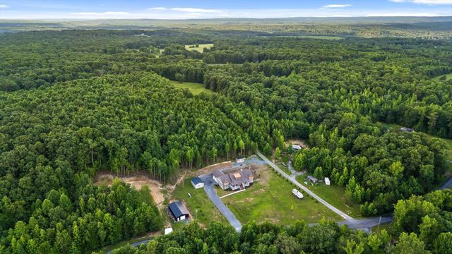 406 Green Brier Lane, Dunlap, TN 37327