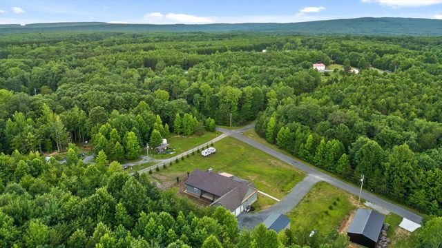 406 Green Brier Lane, Dunlap, TN 37327