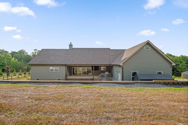 406 Green Brier Lane, Dunlap, TN 37327