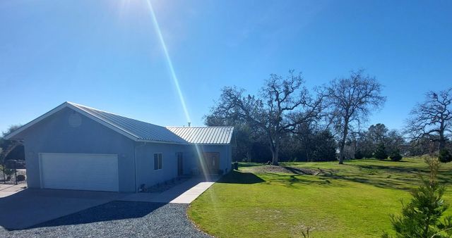 33477 Cottontail, Auberry, CA 93602