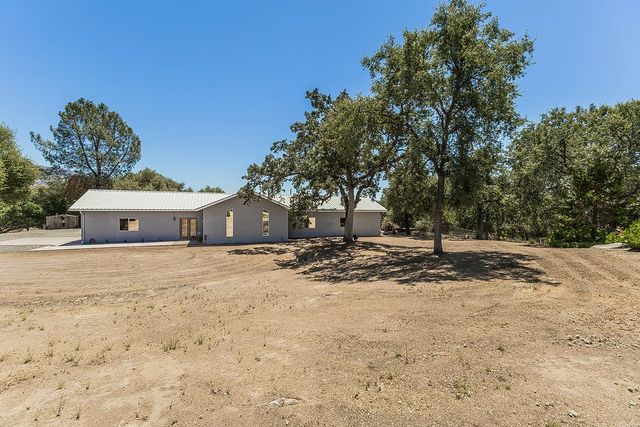 33477 Cottontail, Auberry, CA 93602