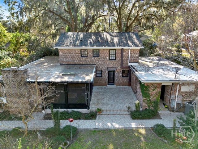 4 Club Circle, Savannah, GA 31406