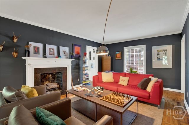 4 Club Circle, Savannah, GA 31406