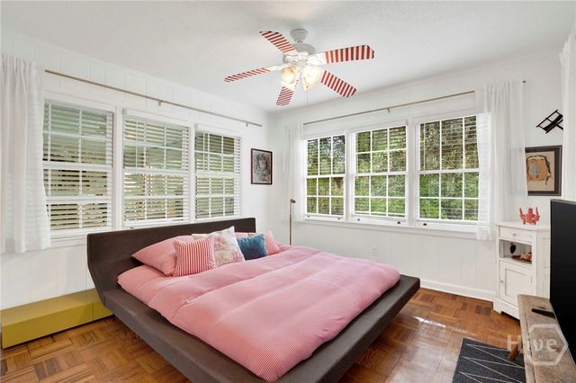 4 Club Circle, Savannah, GA 31406