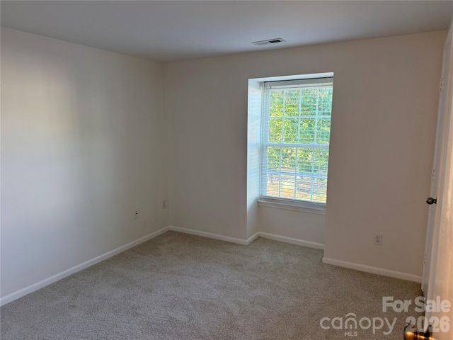 1645 Arlyn Circle M, Charlotte, NC 28213