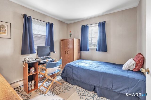 52 Robin Lane, Fairfield, CT 06824