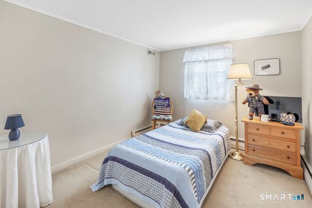 52 Robin Lane, Fairfield, CT 06824