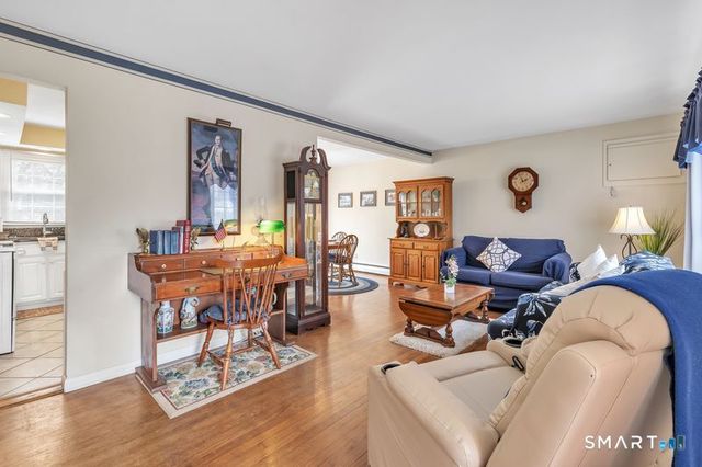 52 Robin Lane, Fairfield, CT 06824