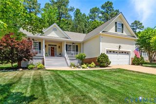 8825 Torrey Pines Dr, Chesterfield, VA 23832