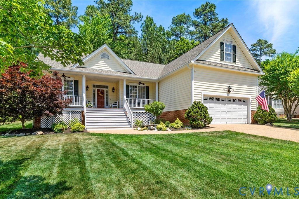8825 Torrey Pines Dr, Chesterfield, VA 23832