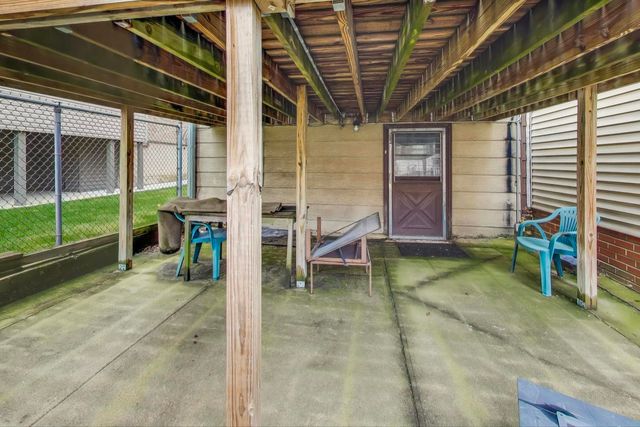 902 S Claremont Avenue, Chicago, IL 60612