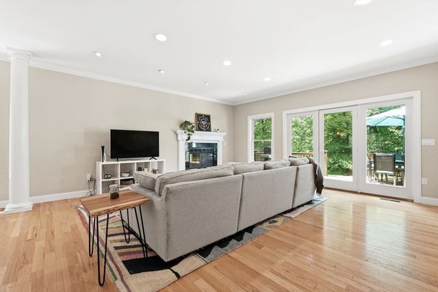 757 Park Hill Rd., Northampton, MA 01062