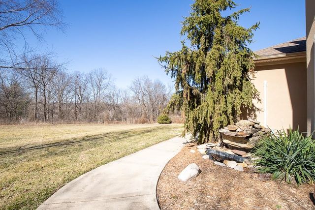 2801 N Lentz Road, Independence, MO 64058