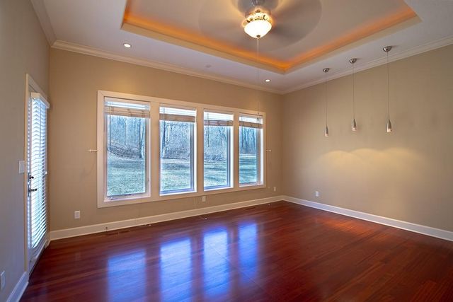 2801 N Lentz Road, Independence, MO 64058