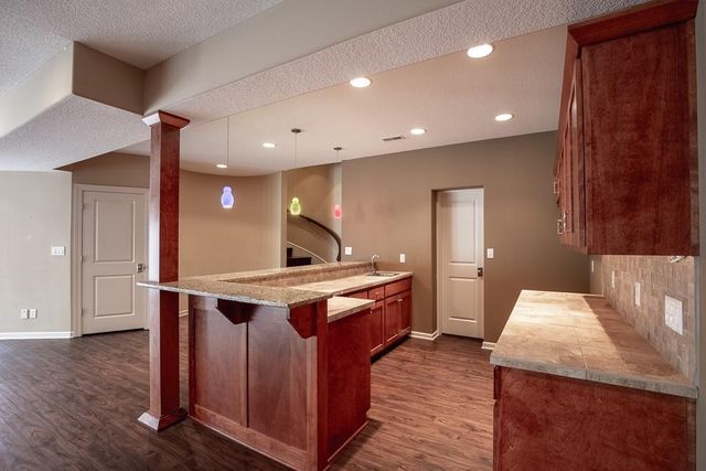 2801 N Lentz Road, Independence, MO 64058