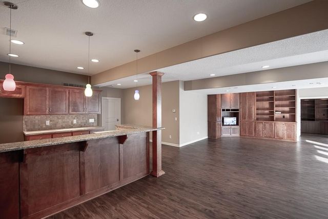 2801 N Lentz Road, Independence, MO 64058