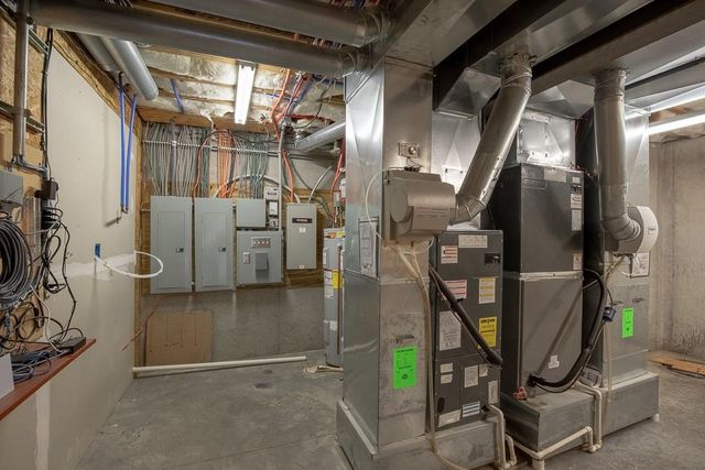 2801 N Lentz Road, Independence, MO 64058