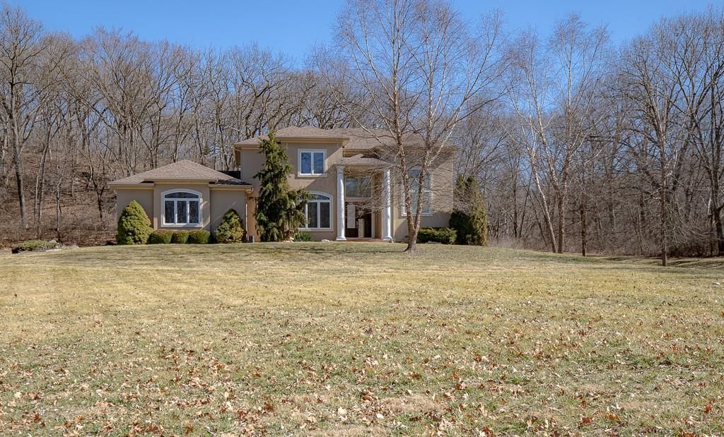 2801 N Lentz Road, Independence, MO 64058