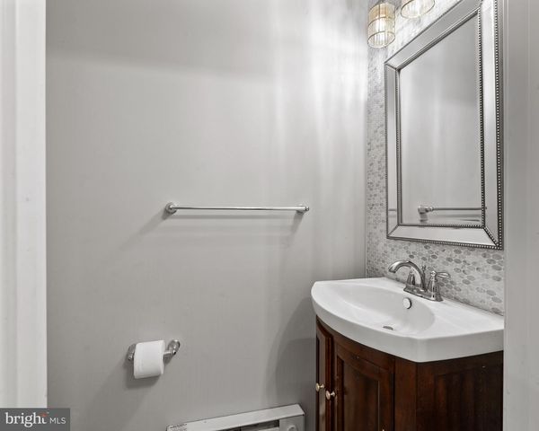 13 MAGNOLIA DR, Elkton, MD 21921