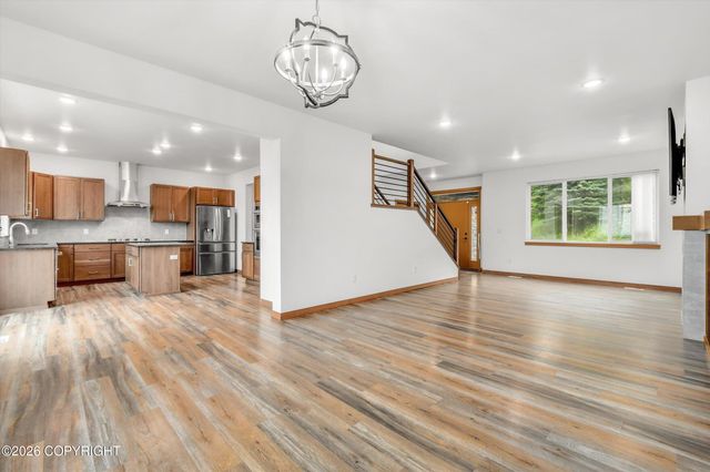 5912 Potter Valley Road, Anchorage, AK 99516