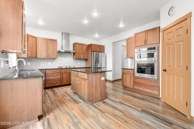 5912 Potter Valley Road, Anchorage, AK 99516