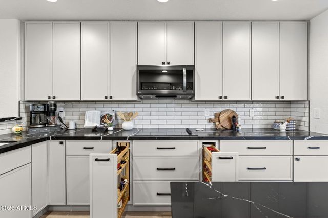 20802 N Grayhawk Drive 1087, Scottsdale, AZ 85255