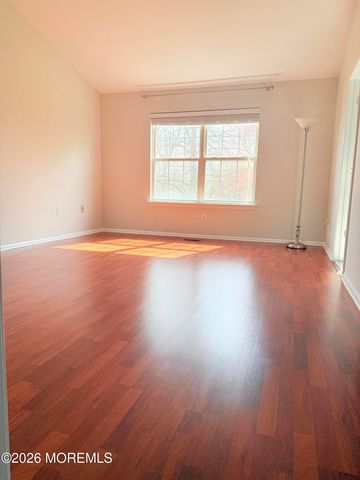 156 Setter Place, Freehold, NJ 07728